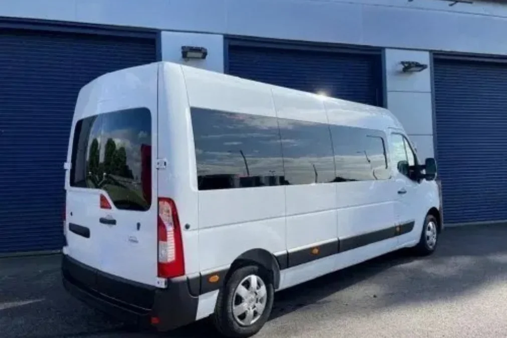 9-seat wheelchair Renault Master